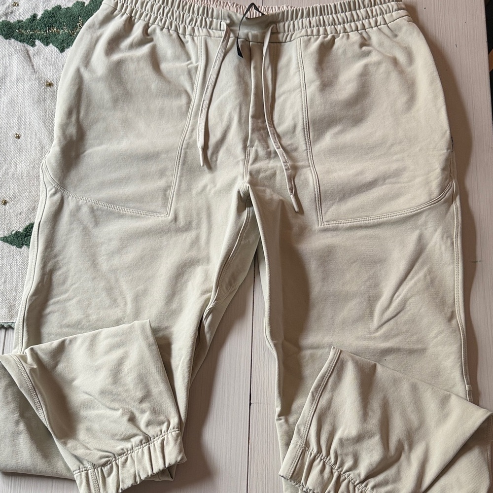 lululemon athletica Men's Beige Joggers